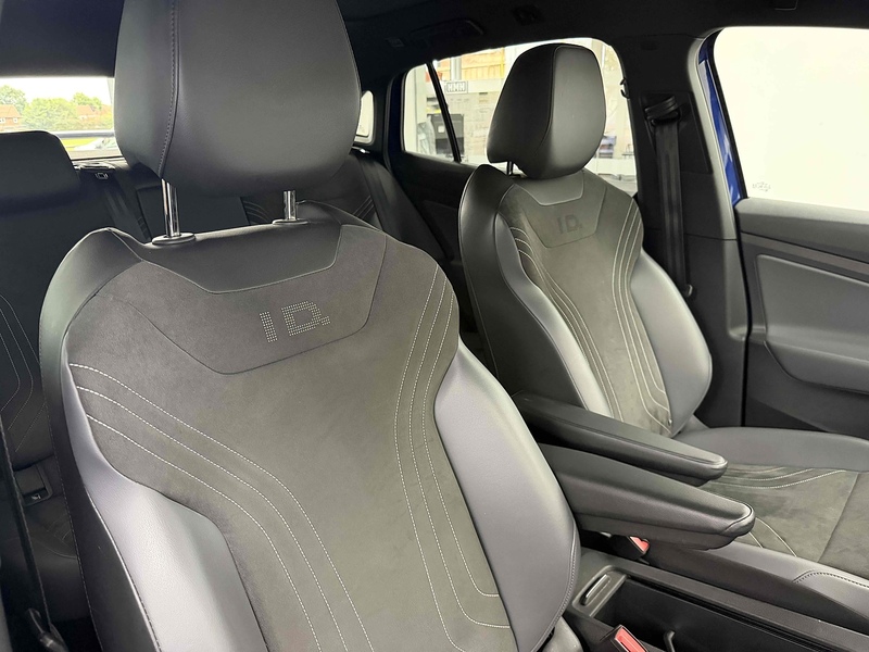 Volkswagen ID.5 Pro Performance Style - U2556