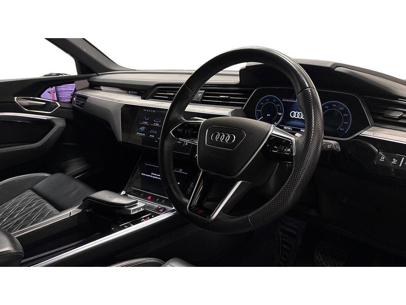 Audi e-tron S Vorsprung - U2572
