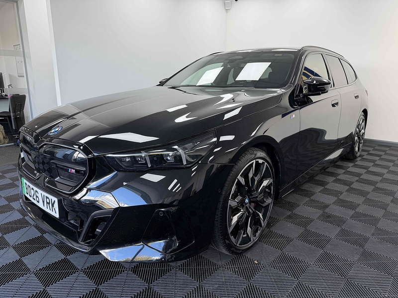 BMW i5 M60 - U2587