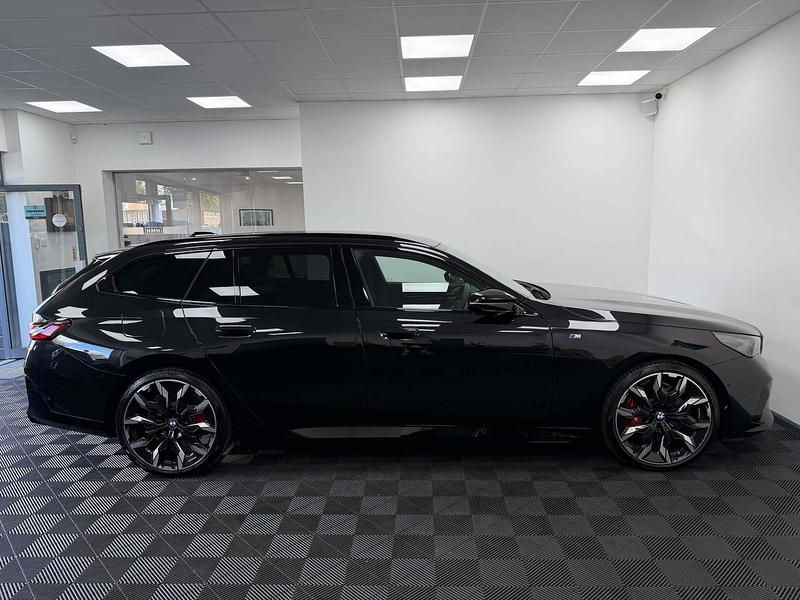 BMW i5 M60 - U2587