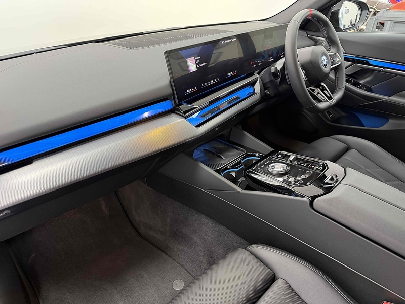 BMW i5 M60 - U2587