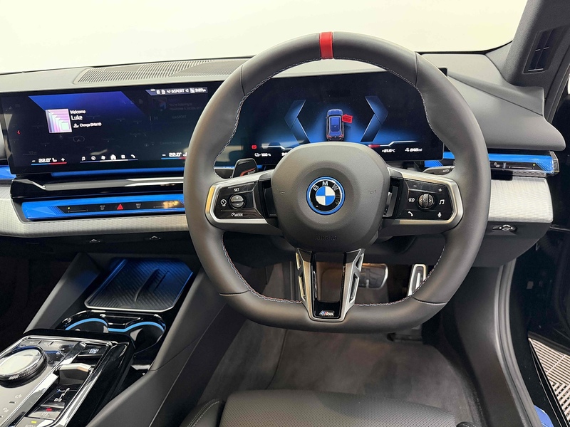BMW i5 M60 - U2587