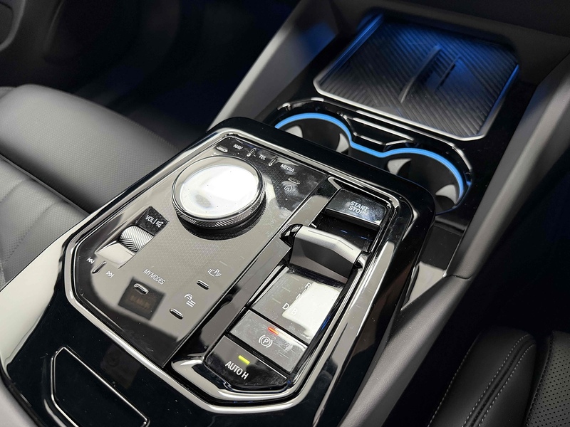BMW i5 M60 - U2587