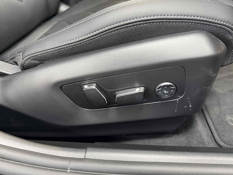 BMW i5 M60 - U2587