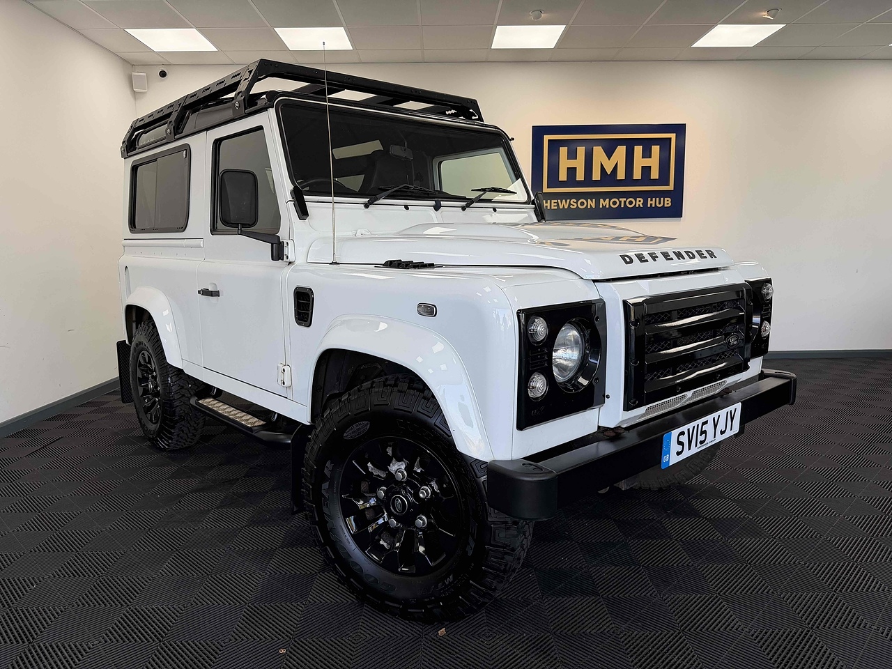 2015 Land Rover Defender 90