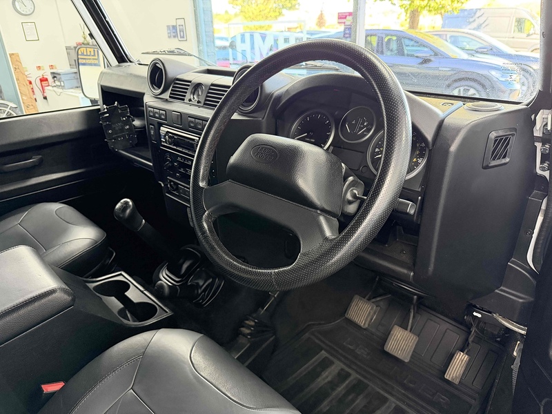 Land Rover Defender 90 TDCi XS - U2594