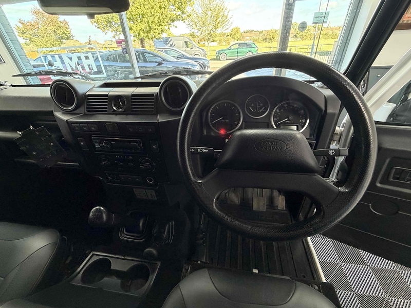 Land Rover Defender 90 TDCi XS - U2594