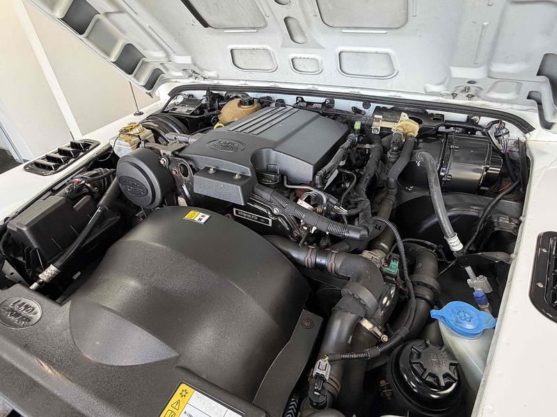 Land Rover Defender 90 TDCi XS - U2594