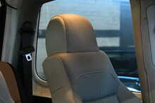 Jeep Wrangler Sahara 4.0 - U1008