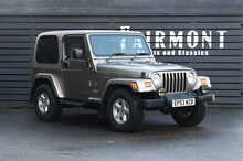 Jeep Wrangler Sahara 4.0 - U1008