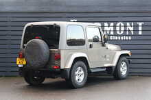 Jeep Wrangler Sahara 4.0 - U1008