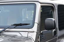 Jeep Wrangler Sahara 4.0 - U1008