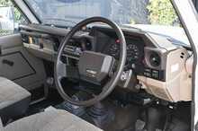 Toyota Land Cruiser 70 Series - U1070