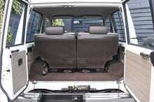 Toyota Land Cruiser 70 Series - U1070