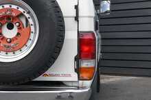 Toyota Land Cruiser 70 Series - U1070