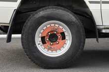 Toyota Land Cruiser 70 Series - U1070