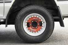 Toyota Land Cruiser 70 Series - U1070