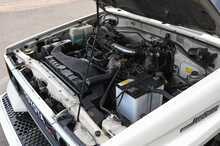 Toyota Land Cruiser 70 Series - U1070