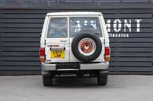 Toyota Land Cruiser 70 Series - U1070