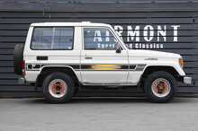 Toyota Land Cruiser 70 Series - U1070