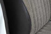 Toyota Land Cruiser 70 Series - U1070