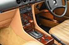 Mercedes-Benz 280SL R107 - U1071