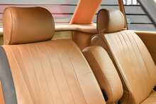 Mercedes-Benz 280SL R107 - U1071