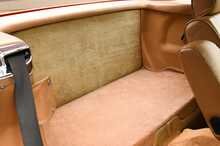 Mercedes-Benz 280SL R107 - U1071