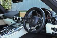 Mercedes-Benz AMG GT V8 BiTurbo - U1082