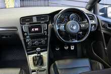 Volkswagen Golf TSI BlueMotion Tech R - U1112