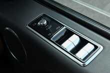 Land Rover Range Rover SD V6 Autobiography - U1117