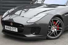 Jaguar F-Type V6 Chequered Flag - U1178