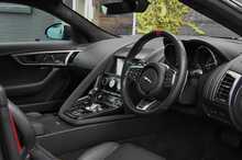 Jaguar F-Type V6 Chequered Flag - U1178