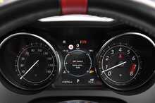 Jaguar F-Type V6 Chequered Flag - U1178