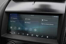 Jaguar F-Type V6 Chequered Flag - U1178