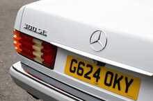 Mercedes-Benz 300SE W126 - U1186