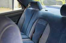 Mercedes-Benz 300SE W126 - U1186