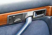 Mercedes-Benz 300SE W126 - U1186