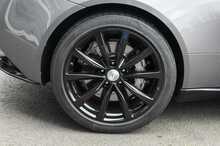 Aston Martin DB11 V12 - U1193