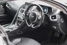 Aston Martin DB11 V12 - U1193