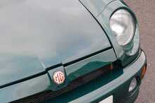 MG RV8  - U1199