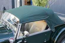 Morgan 4/4 1800 Zetec - U1204