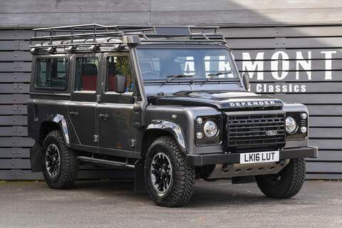 Land Rover Defender 110 Land Rover Range Rover SD V6 Autobiography