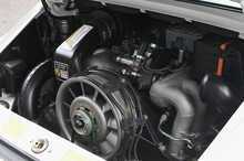 Porsche 911 Carrera 3.2 Sport - U1227
