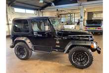 Jeep Wrangler Sahara 4.0 - U342