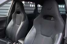 Subaru Impreza STI R205 320 - U841