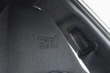 Subaru Impreza STI R205 320 - U841