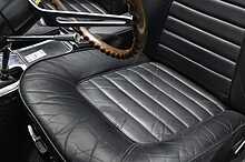 Chevrolet Corvette C2 Sting Ray - U927