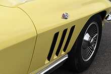 Chevrolet Corvette C2 Sting Ray - U927