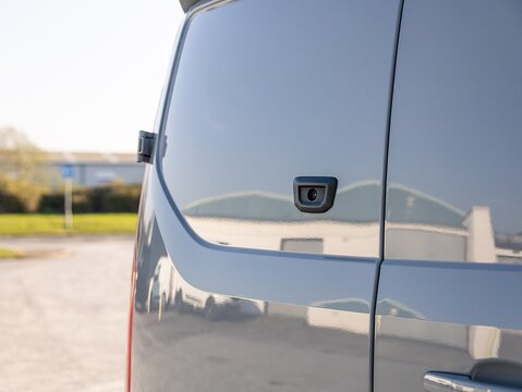 320 EcoBlue Limited 2.0 Combi Van Auto Diesel